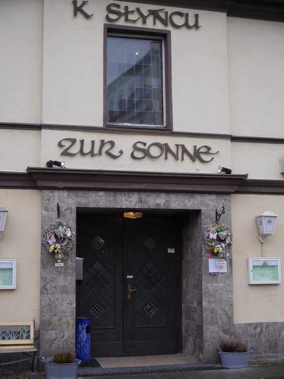 Hotel Zur Sonne Котбус Экстерьер фото